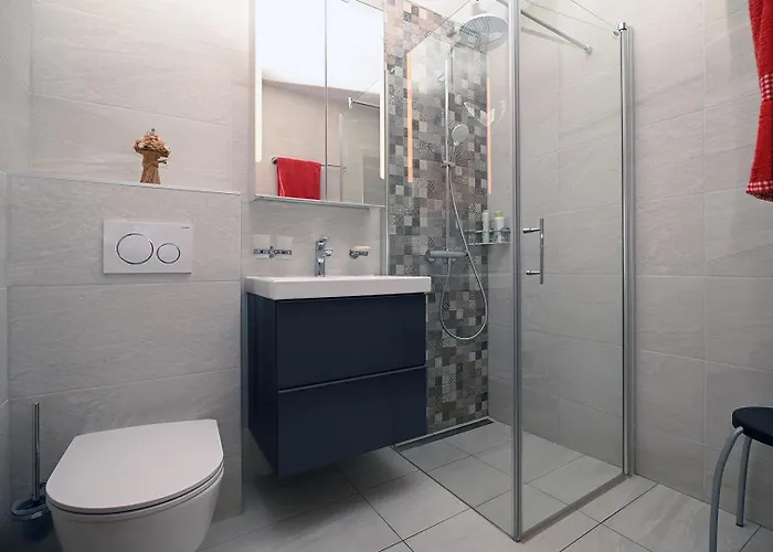 6303 Komplett Renoviertes Und Stilvolles Zum Wohlfuehlen Apartman