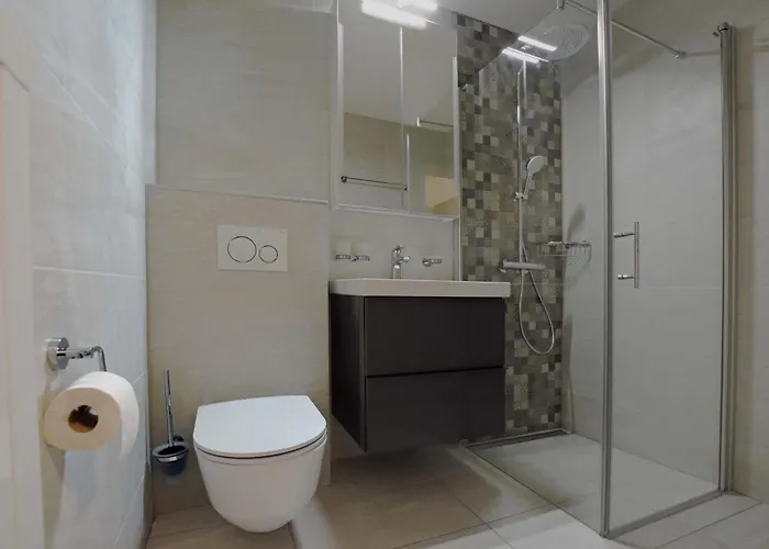 6303 Komplett Renoviertes Und Stilvolles Zum Wohlfuehlen